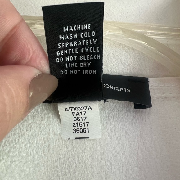 Motorcycle Jacket - Picture 7 of 8